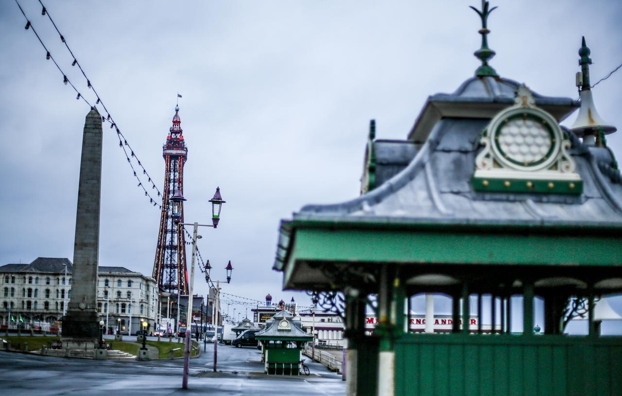 Tiffany'S Hotel Blackpool Exterior photo